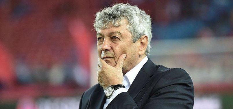 Beşiktaş Lucescu'dan vazgeçti
