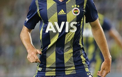Son dakika spor haberi: Fenerbahçe’den ayrıldı yeni formasıyla pozunu verdi! Yeni başlangıçlar...