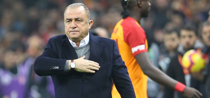 Kupalara layıksın sen Galatasaray