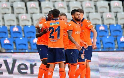 Başakşehir 3-0 Çaykur Rizespor MAÇ SONUCU-ÖZET | Okaka hat-trick yaptı Başakşehir kazandı!