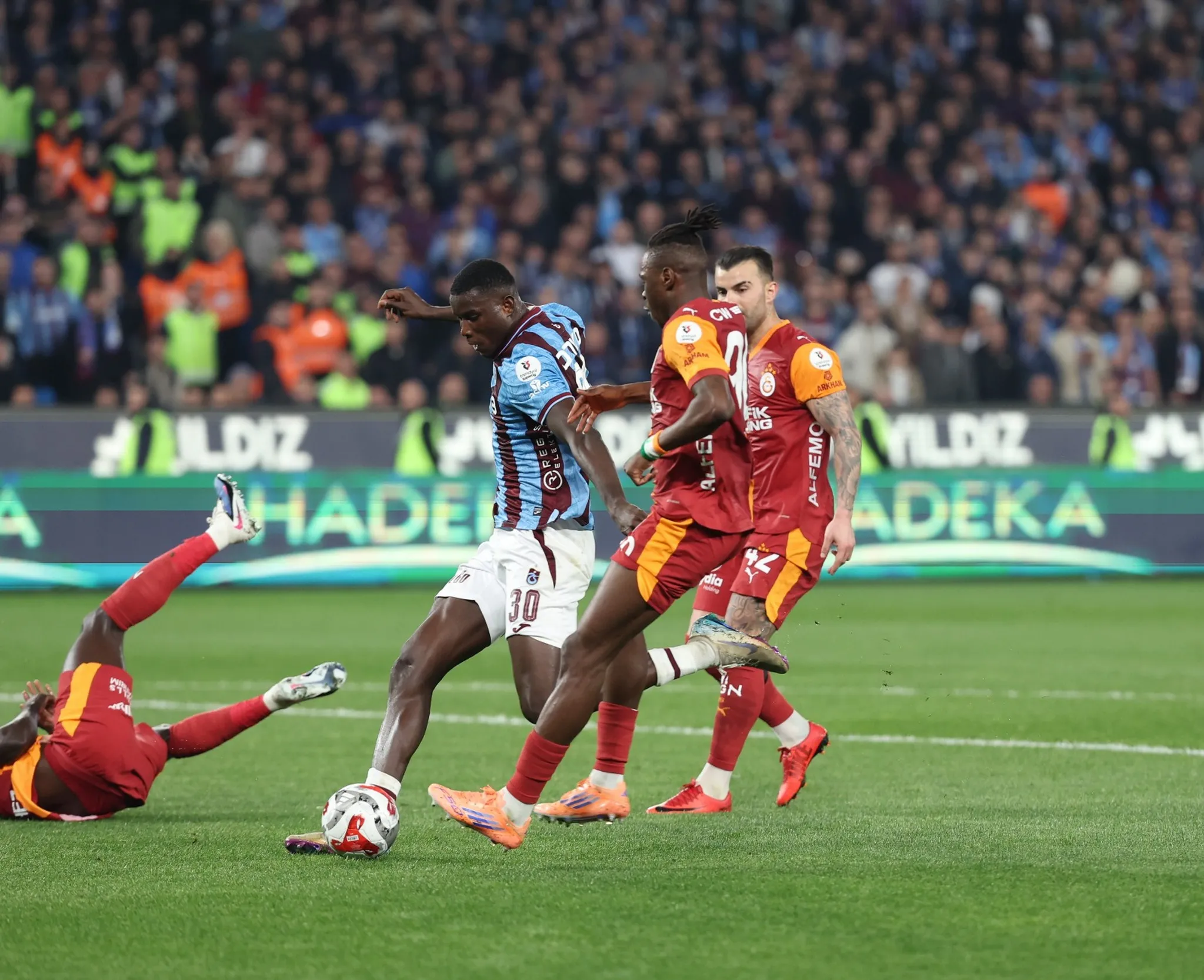 Trabzonspor-Galatasaray maçı öncesi flaş analiz: Maçın kaderini bireysel yetenekler çizecek!