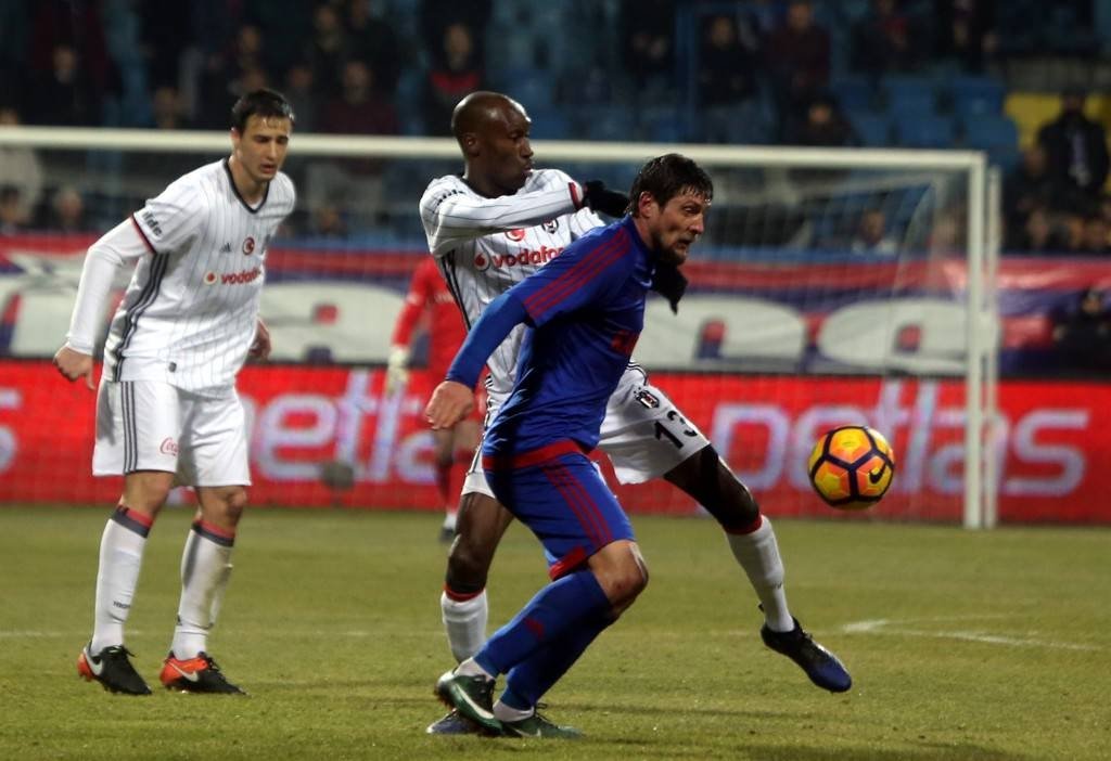 Kardemir Karabükspor-Beşiktaş karşılaşmasından kareler