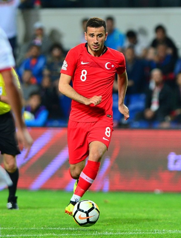 Oğuzhan Özyakup’un menajerine fırça!
