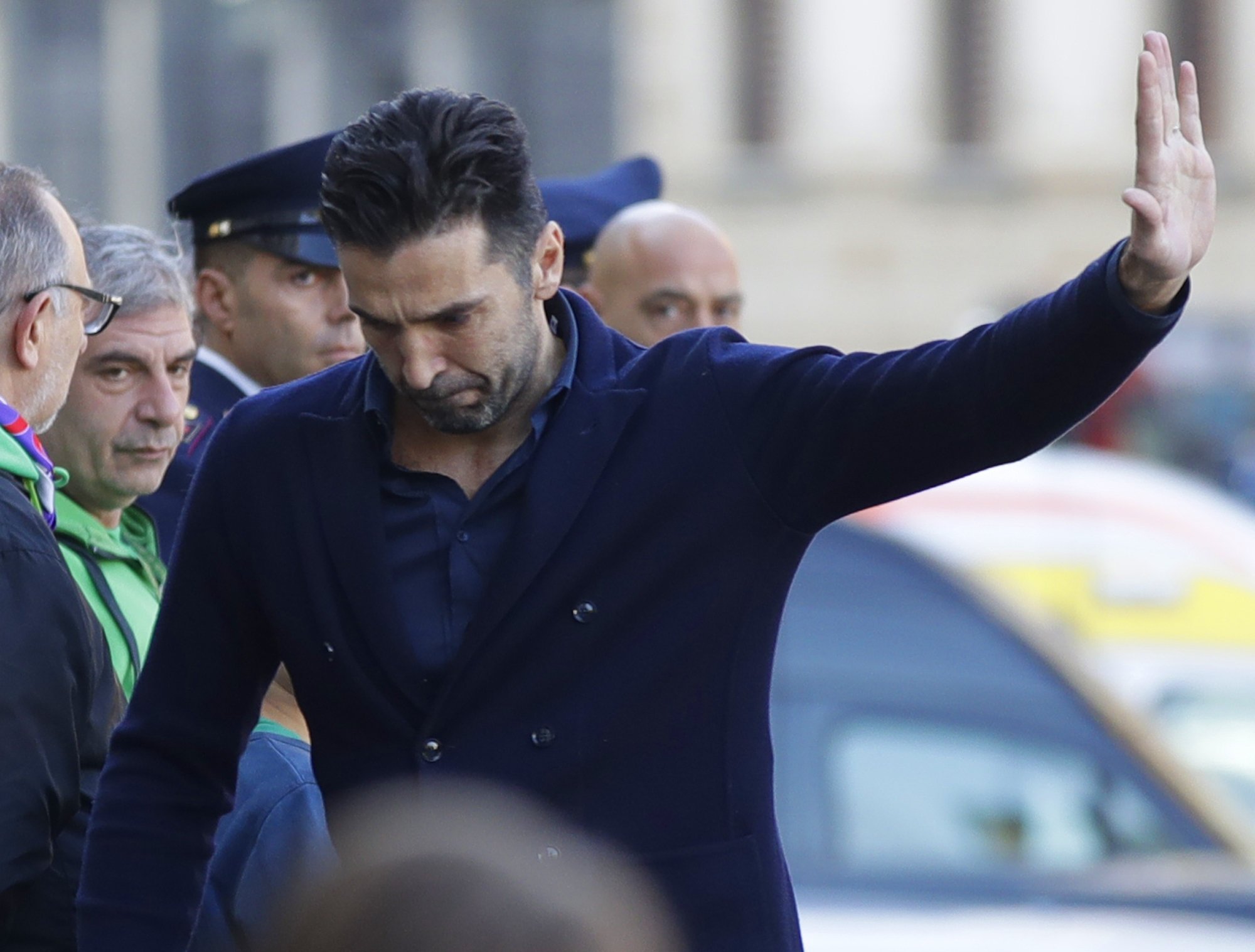 Astori’nin cenazesinde devasa kalabalık!