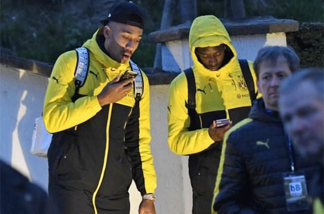 Patlama sonrası Nuri Şahin ve Emre Mor