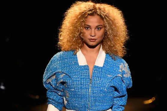 Van der Wiel'in sevgilisi Rose Bertram'dan ortalığı karıştıran tweet!