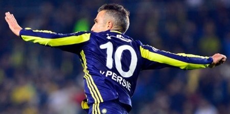 Fenerbahçe’nin ilk transferi İstanbul’dan ev bakıyor