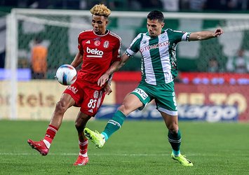 Konyaspor 9 kişi kaldı!