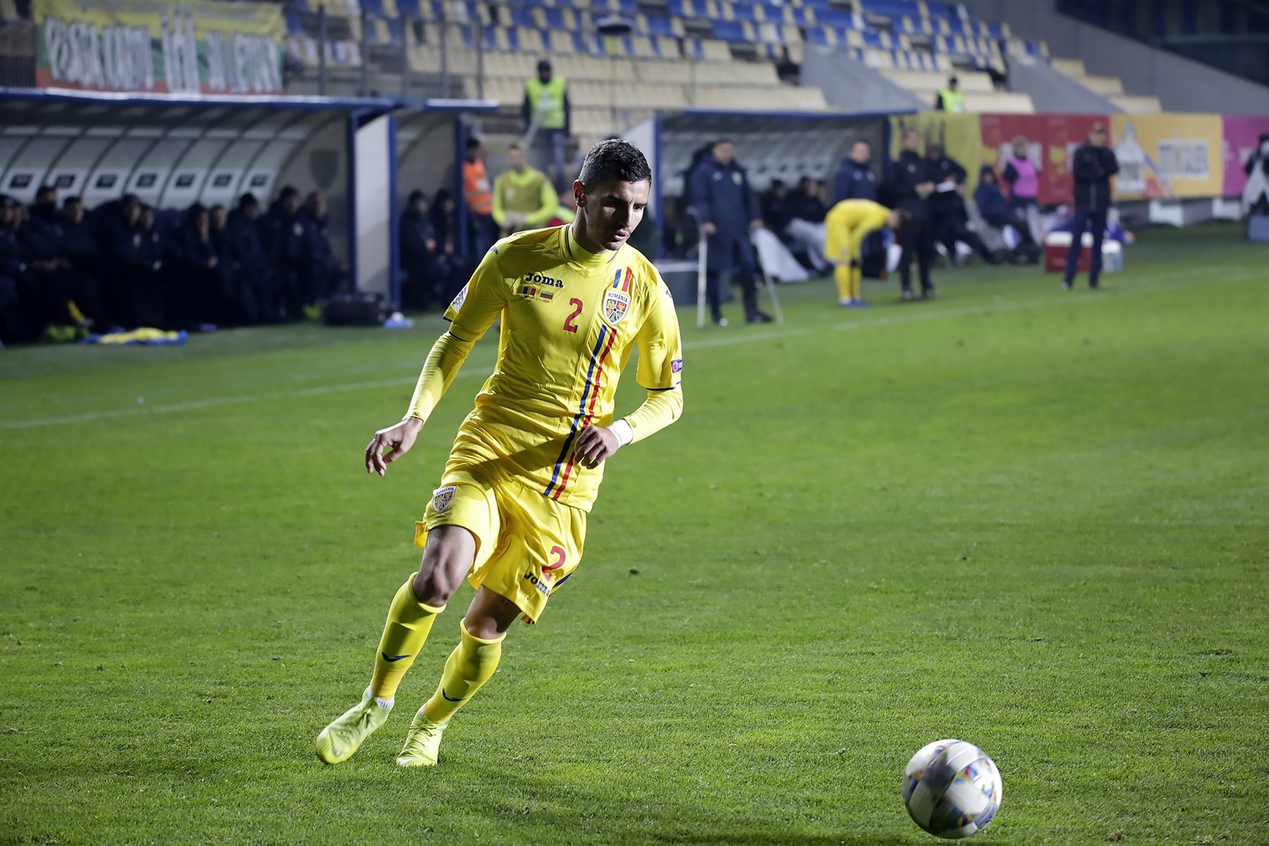 Fenerbahçe sağ bekini Romanya’da buldu