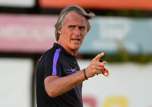 Riekerink neşteri vurdu!