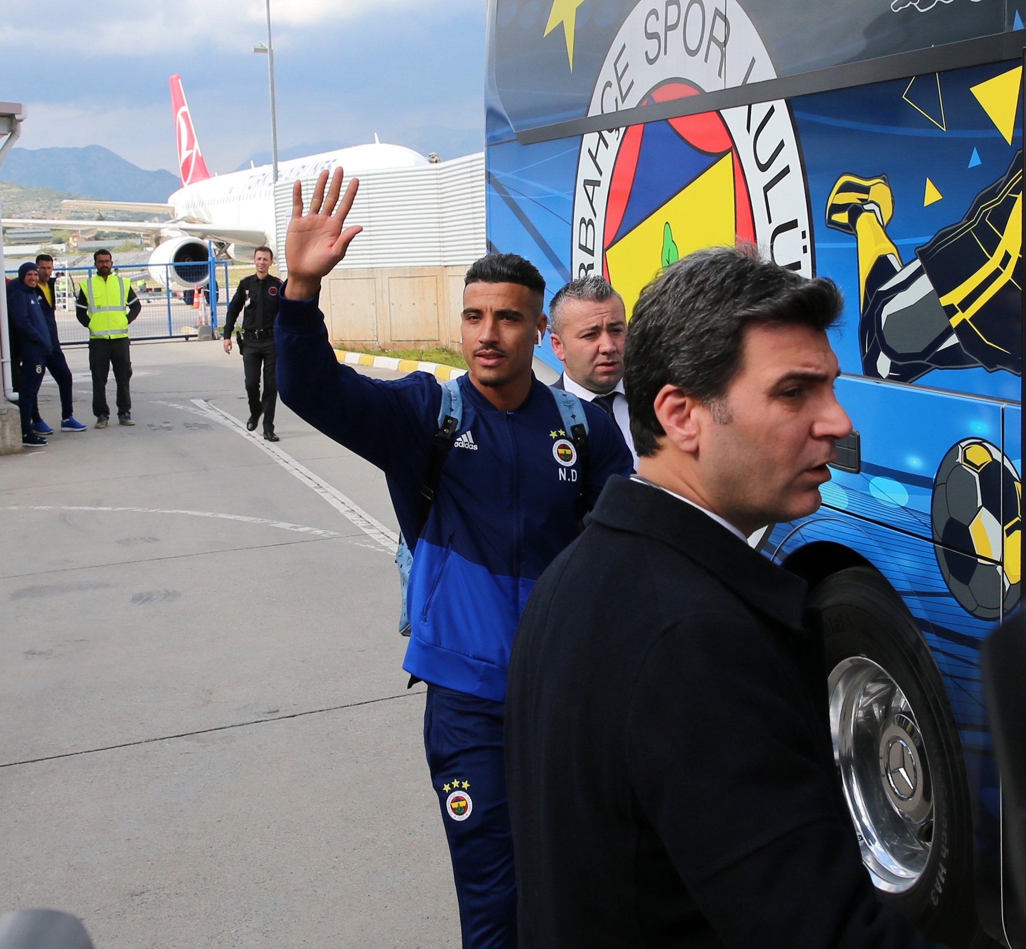 Fenerbahçe kafilesi, Gazipaşa’ya geldi