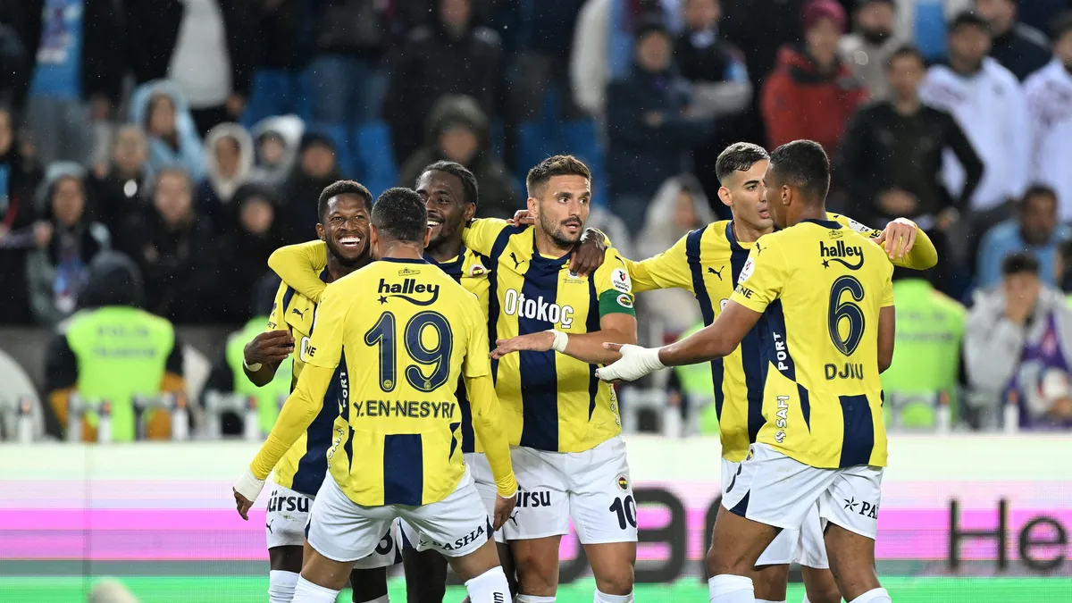 Trabzonspor 2-3 Fenerbahçe (MAÇ SONUCU-ÖZET)