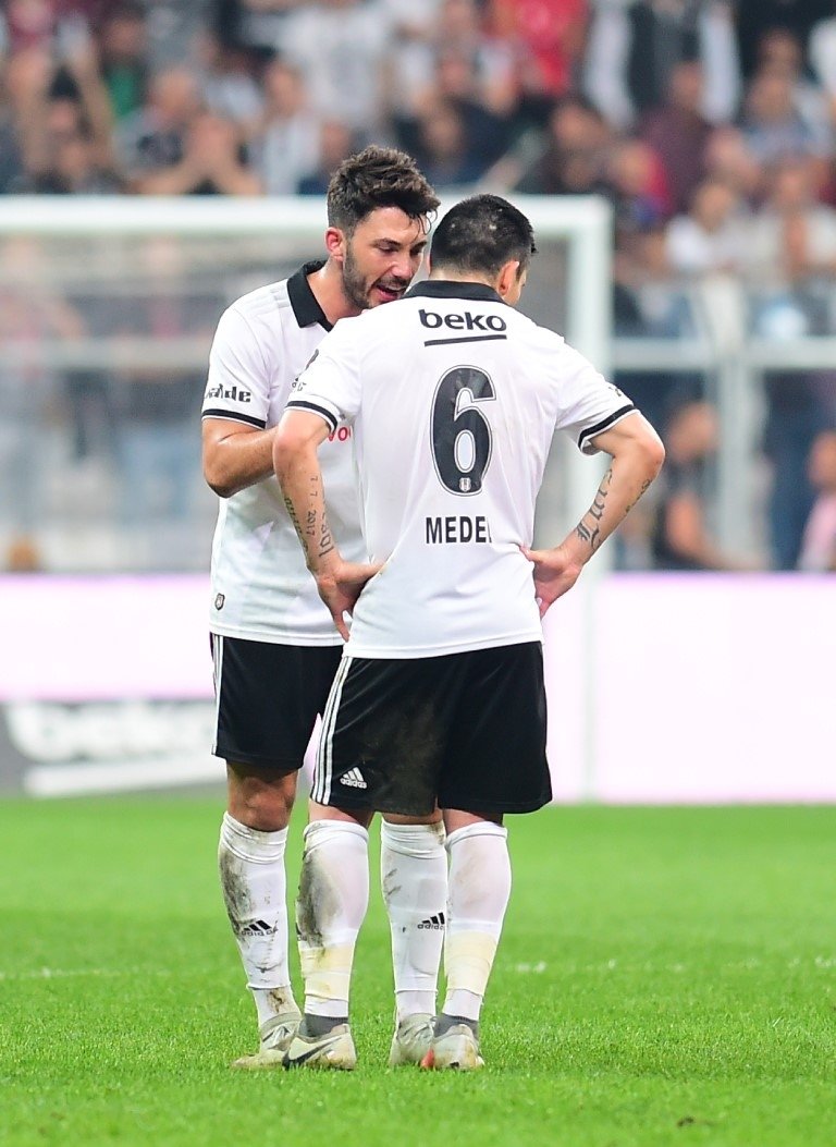 Tolgay Arslan’a kapı gösterildi