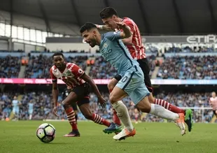 Manchester City galibiyeti unuttu