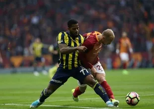 Fenerbahçe, Arena'da Galatasaray'ı devirdi
