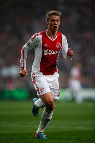 Babel’in yerine Viktor Fischer