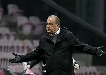 Fatih Terim'den hakem isyanı!