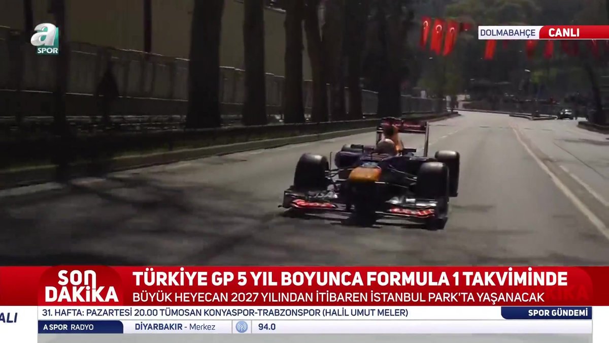 Formula 1 aracı İstanbul’da gösteri turu gerçekleştirdi! İşte o görüntüler - Aspor