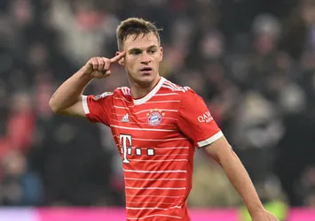 Bayern son anda puanı kurtardı!