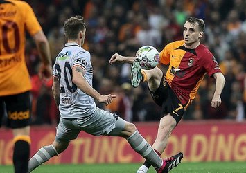VAR sonrası penaltı kararı!