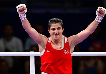 Busenaz Sürmeneli çeyrek finalde!