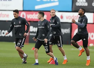 Oğuzhan Özyakup yuvadan uçuyor!