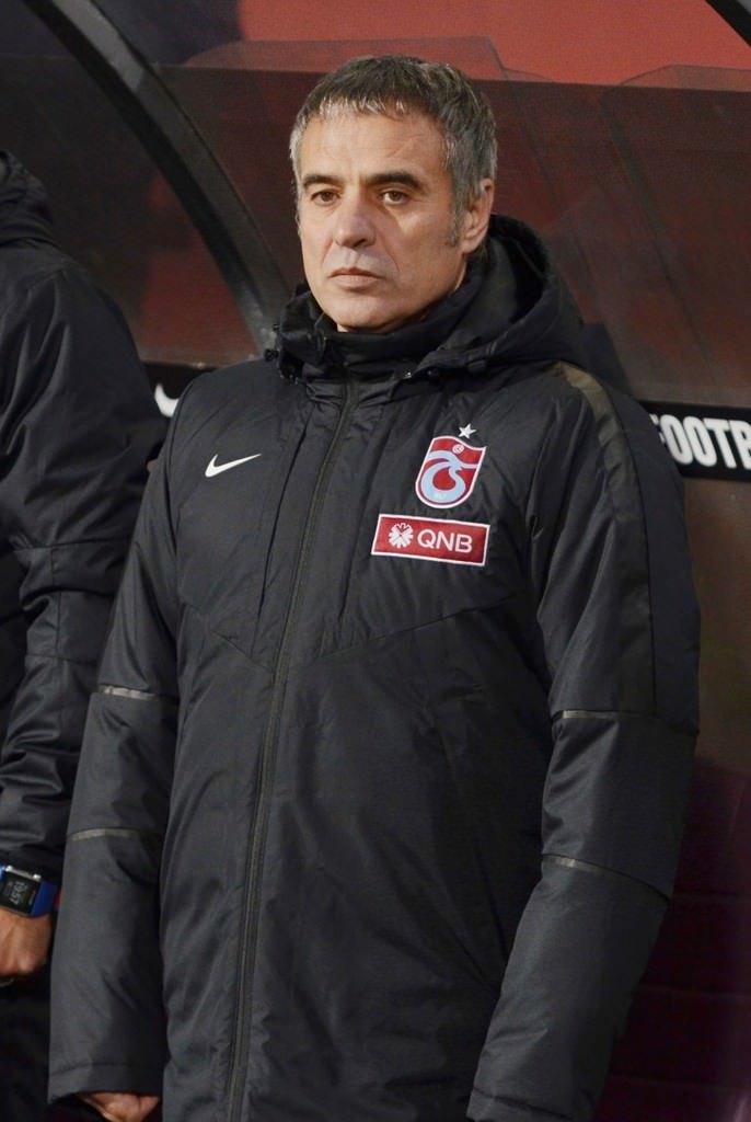 Trabzonspor-Antalyaspor karşılaşmasından kareler