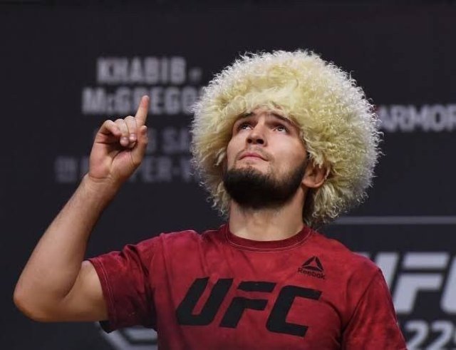 Dünya Khabib Nurmagomedov’u konuşuyor