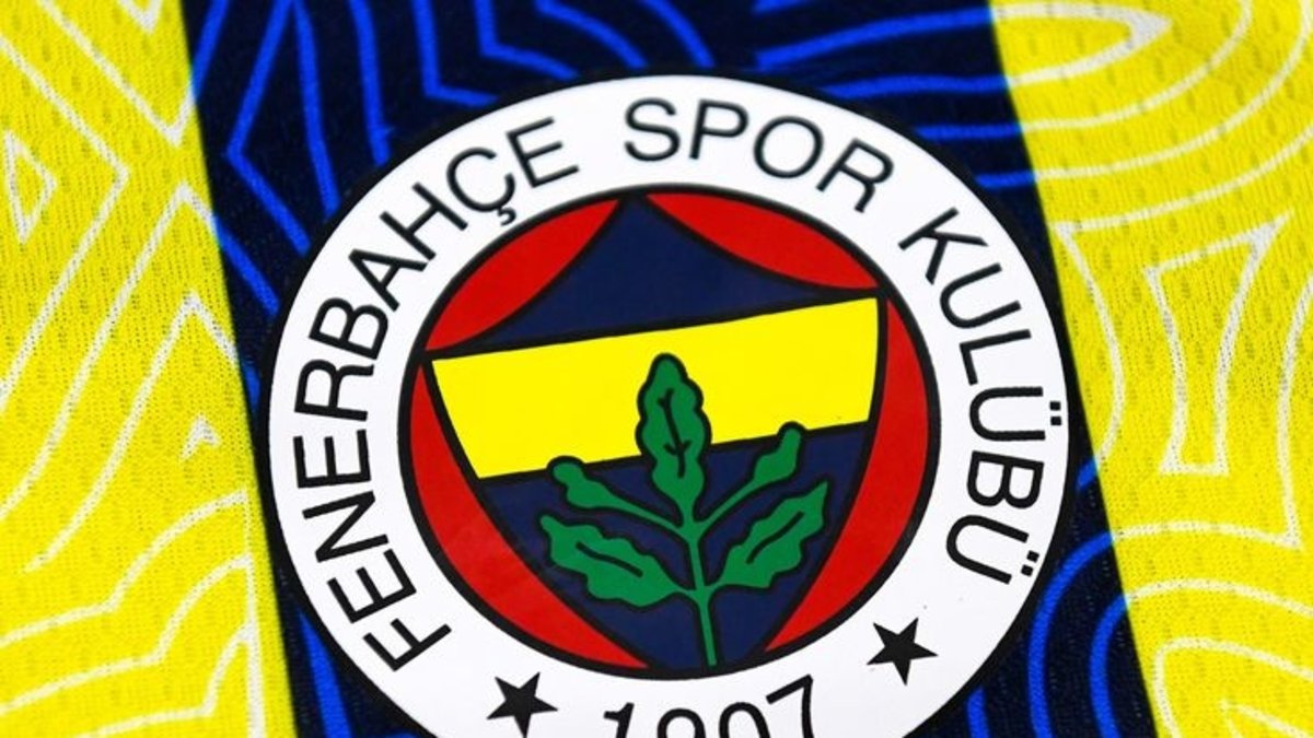 Fenerbahçe Futbol A.Ş.'deki hisselerinin %4,80'ini yabancı yatırımcıya sattı! Fenerbahçe Futbol A.Ş.'deki hisselerinin %4,80'ini yabancı yatırımcıya sattı!