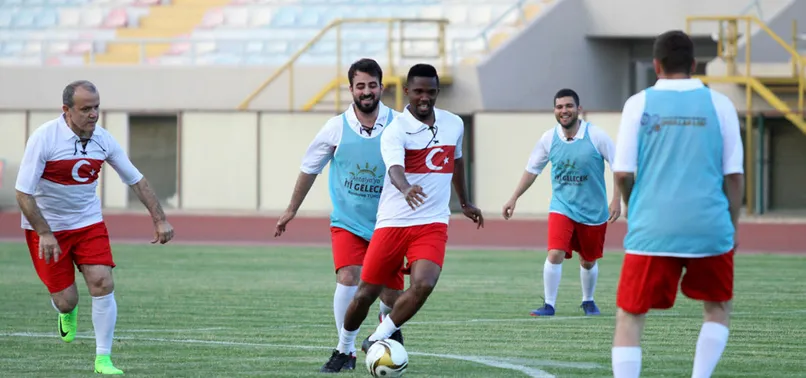 Eto'o, Türk Milli Takımı formasını giydi