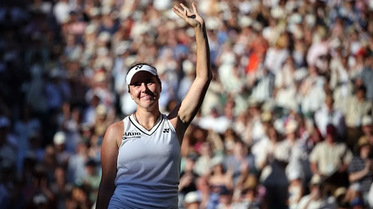 Wimbledon tek kadınlarda şampiyon Linda Noskova