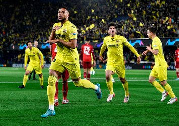 Bayern'e soğuk duş! Villarreal avantajı kaptı