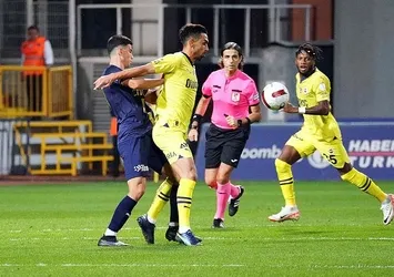 Fenerbahçe penaltı kazandı!
