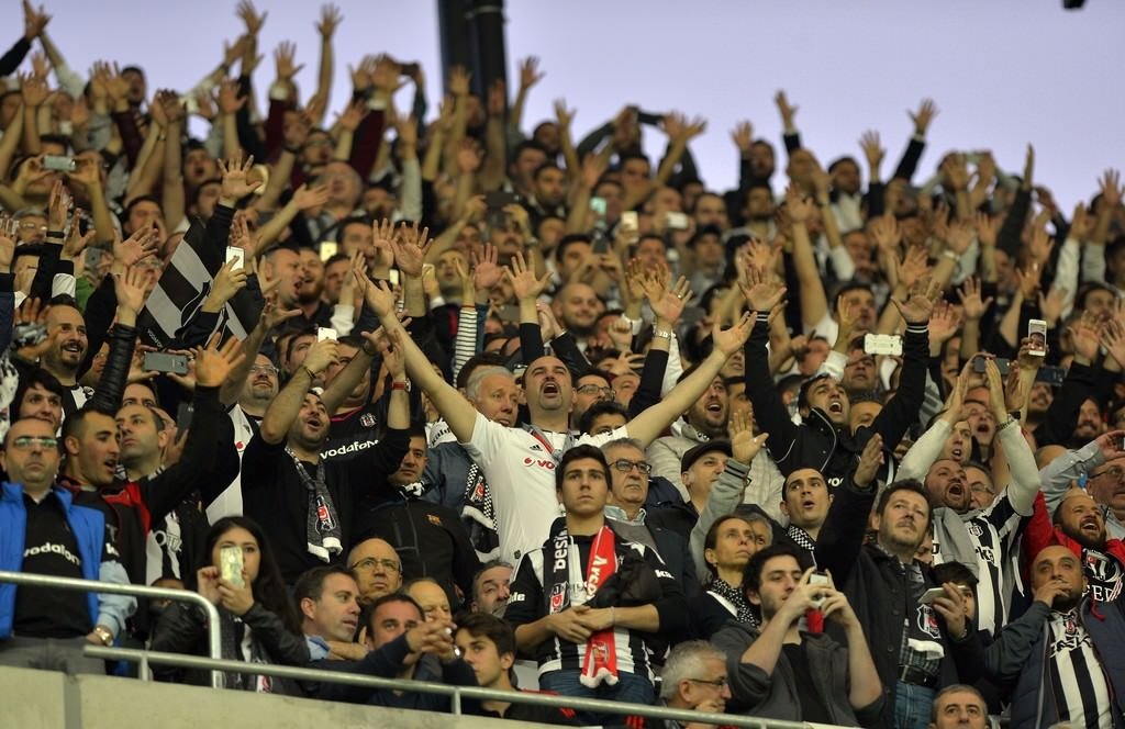 Vodafone Arena’daki ilk maçta tanıdık isimler