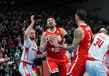 12 Dev Adam farklı galip!