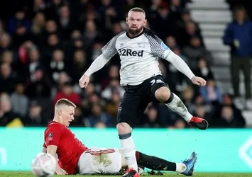Rooney: Lineker gibi biri değilim