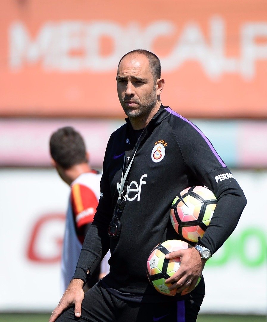 Galatasaray’da efsane operasyon