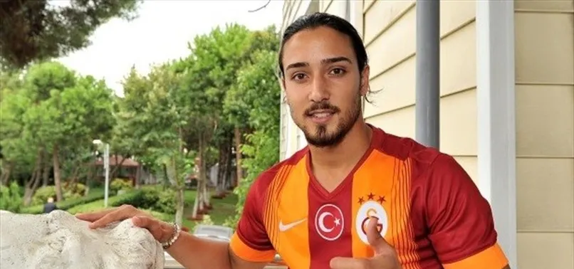Yönetime rest çekti