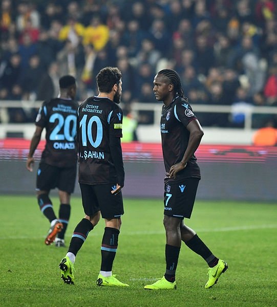 5-0’lık yenilgi hüngür hüngür ağlattı