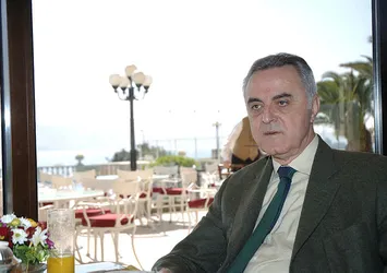 Özhan Canaydın'a büyük saygısızlık!