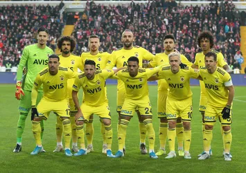 Fenerbahçe'de kırmızı kart şoku! Derbide yok...