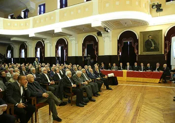 Gerilim artıyor