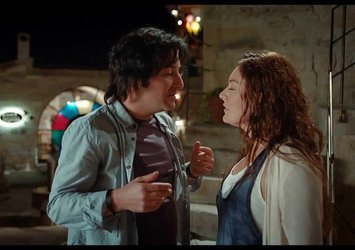 Patron Mutlu Son İstiyor filmi oyuncuları kim?