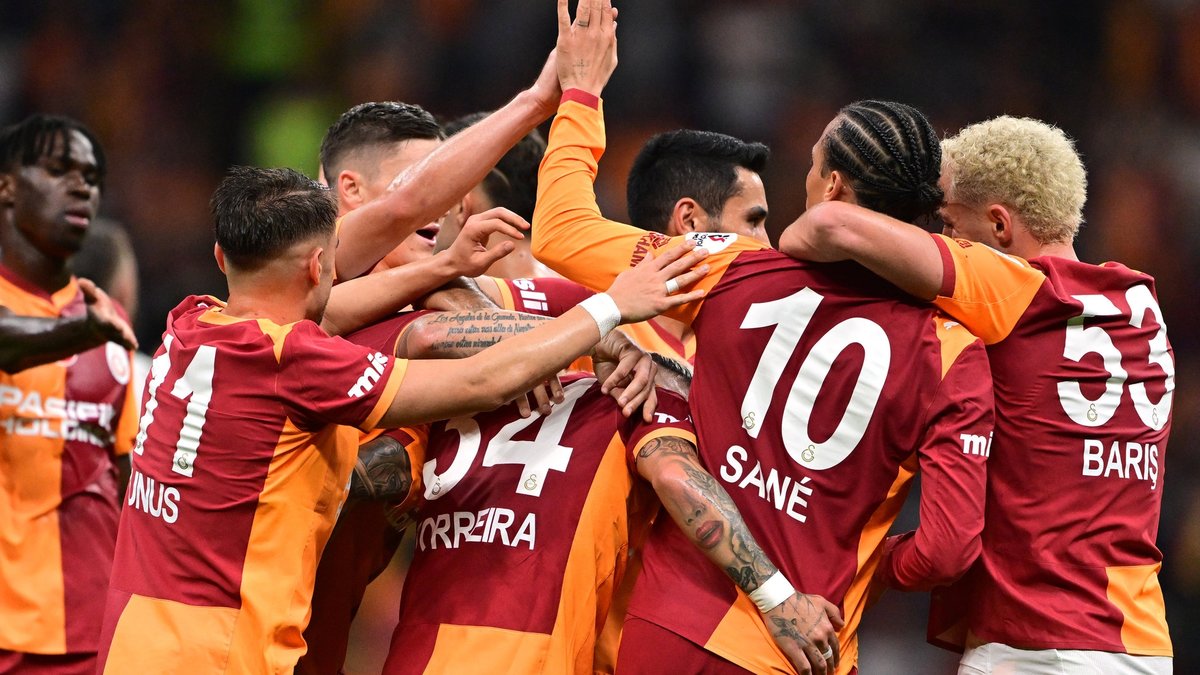 Spor yazarları Galatasaray-Tümosan Konyaspor maçını değerlendirdi Spor yazarları Galatasaray-Tümosan Konyaspor maçını değerlendirdi