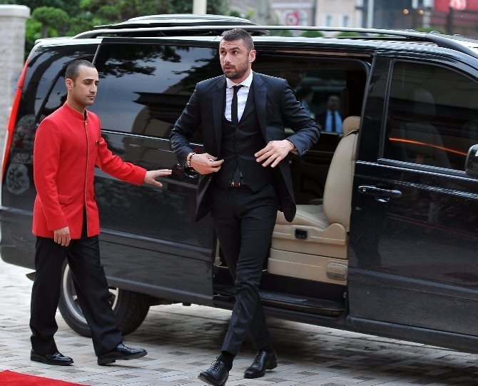 Burak Yılmaz için Beşiktaş’la konuşabiliriz
