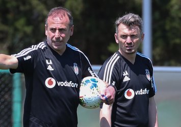 Beşiktaş'ta flaş istifa!