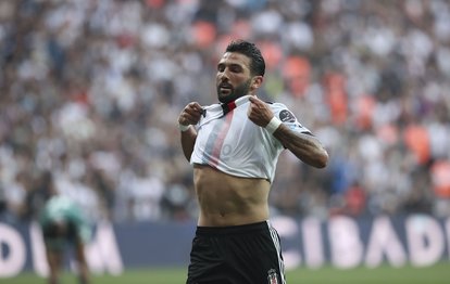 Umut Meraş trafik kazası geçirdi