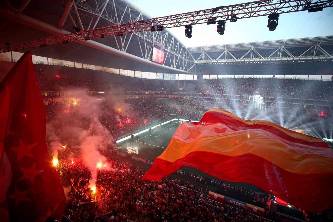 Galatasaray’ın şampiyonluk kutlamasında 5. yıldız detayı