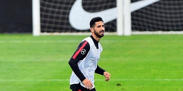 Emre Akbaba Galatasaray’ı istiyor!