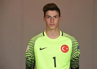 Fenerbahçe'den Berke Özer atağı!